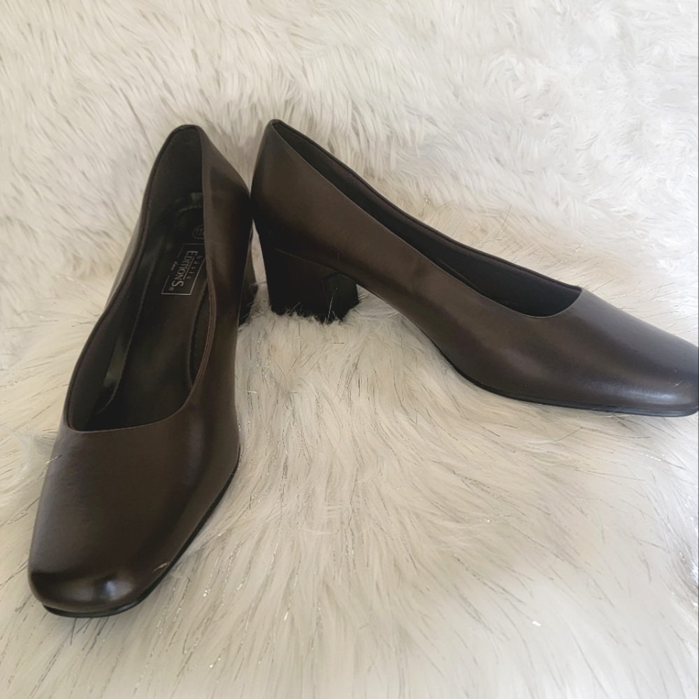 New - Basic Editions Shoes - Picture 6 of 9